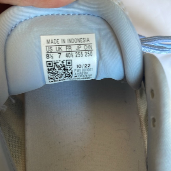 Adidas women’s supernova slightly used with lots of life left - Picture 6 of 6